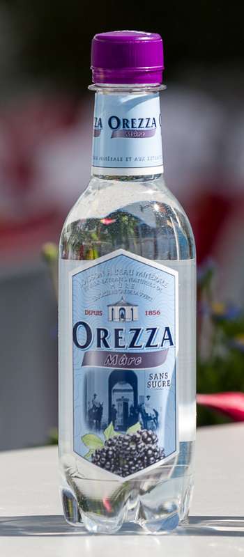 OREZZA - Eau minérale aux extraits naturels de Mûre | A Fiera