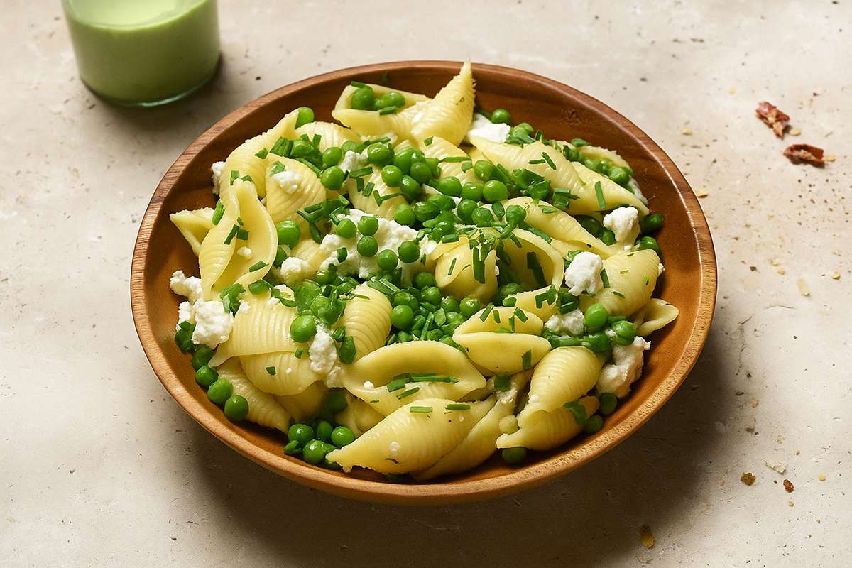 Conchiglie, crème de petit pois & féta, Frichti (370 g), [Contenant réutilisable]