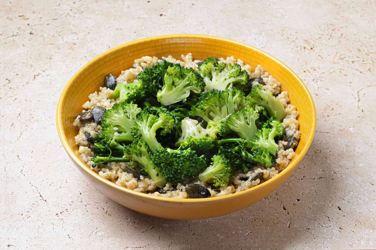 Fleurs de brocolis & quinoa crémeux, Frichti (370 g), [Contenant réutilisable]
