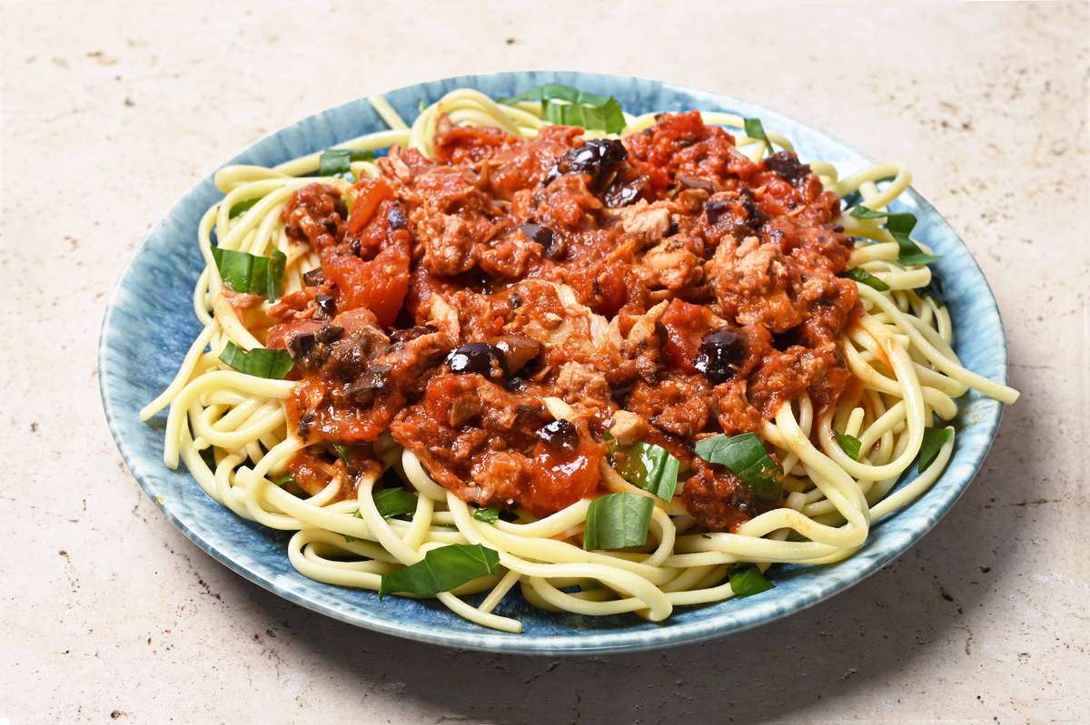 Linguine au thon & olives Kalamata, Frichti (405 g), [Contenant réutilisable]