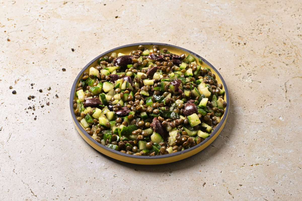 Salade de concombre & lentilles aux olives Kalamata, Frichti (140 g), [Contenant réutilisable]