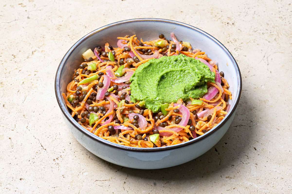 Salade de lentilles & pickles d'oignons rouges, Frichti (332 g), [Contenant réutilisable]