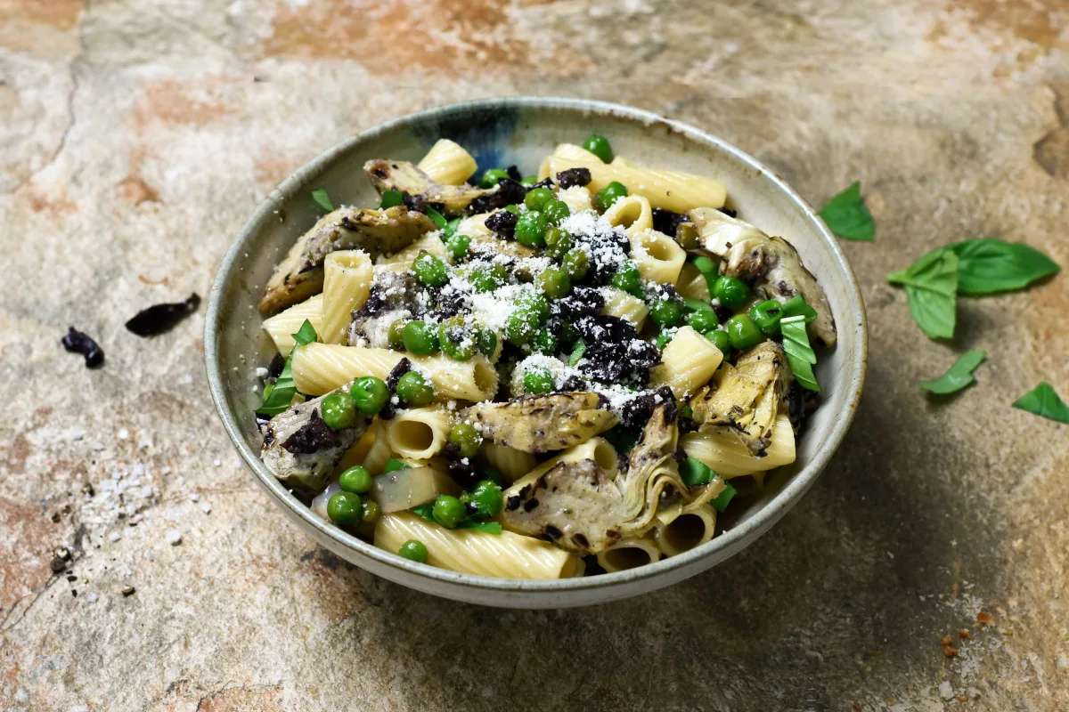 Tortiglioni maraîchères aux artichauts poivrades & petits pois, Frichti (385 g), [Contenant réutilisable]